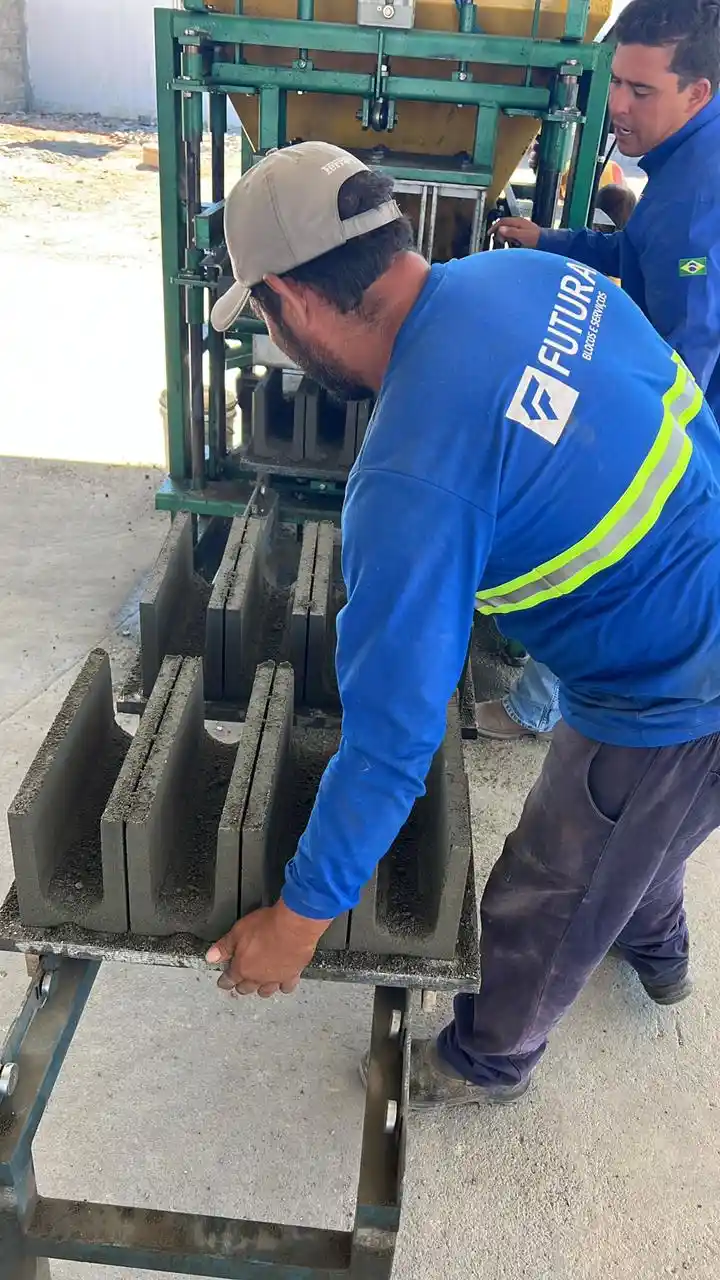 Futura e Ferreira Artefatos de Concreto e Blocos Pre Moldados 19