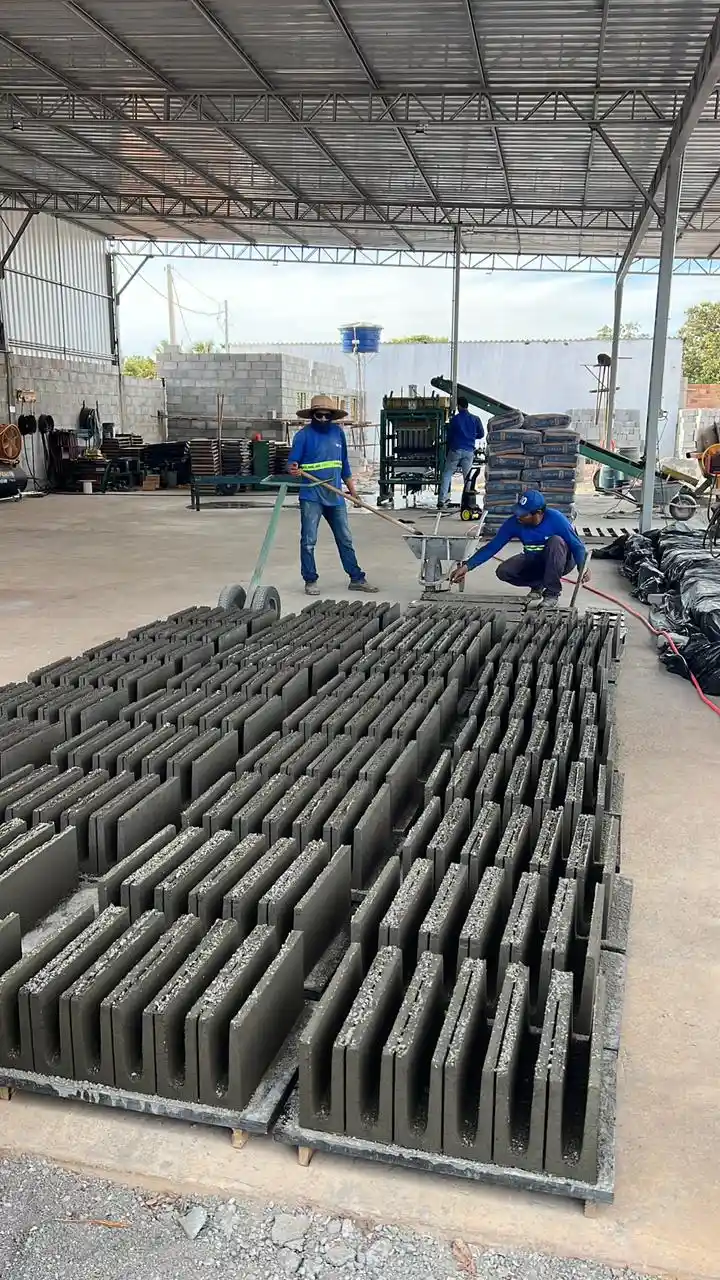 Futura e Ferreira Artefatos de Concreto e Blocos Pre Moldados 41